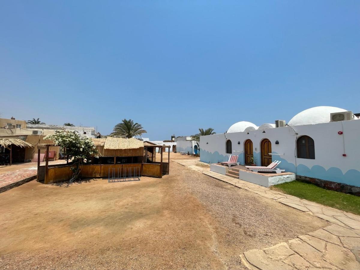 Dolphin Camp Hotel Dahab Luaran gambar